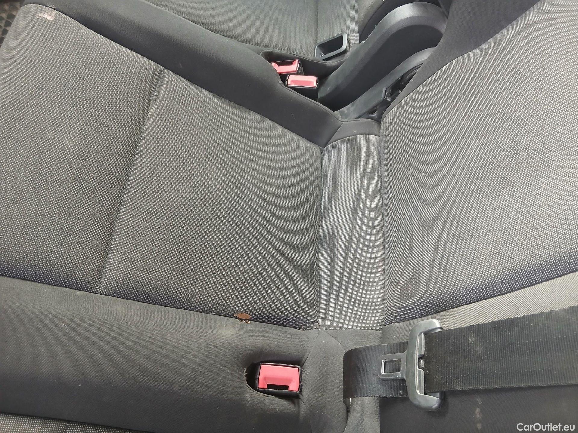  Volkswagen  Caddy VOLKSWAGEN  / 2015 / 4P / combi Profesion Maxi Kombi 2.0 TDI 90kW 4Mot #8