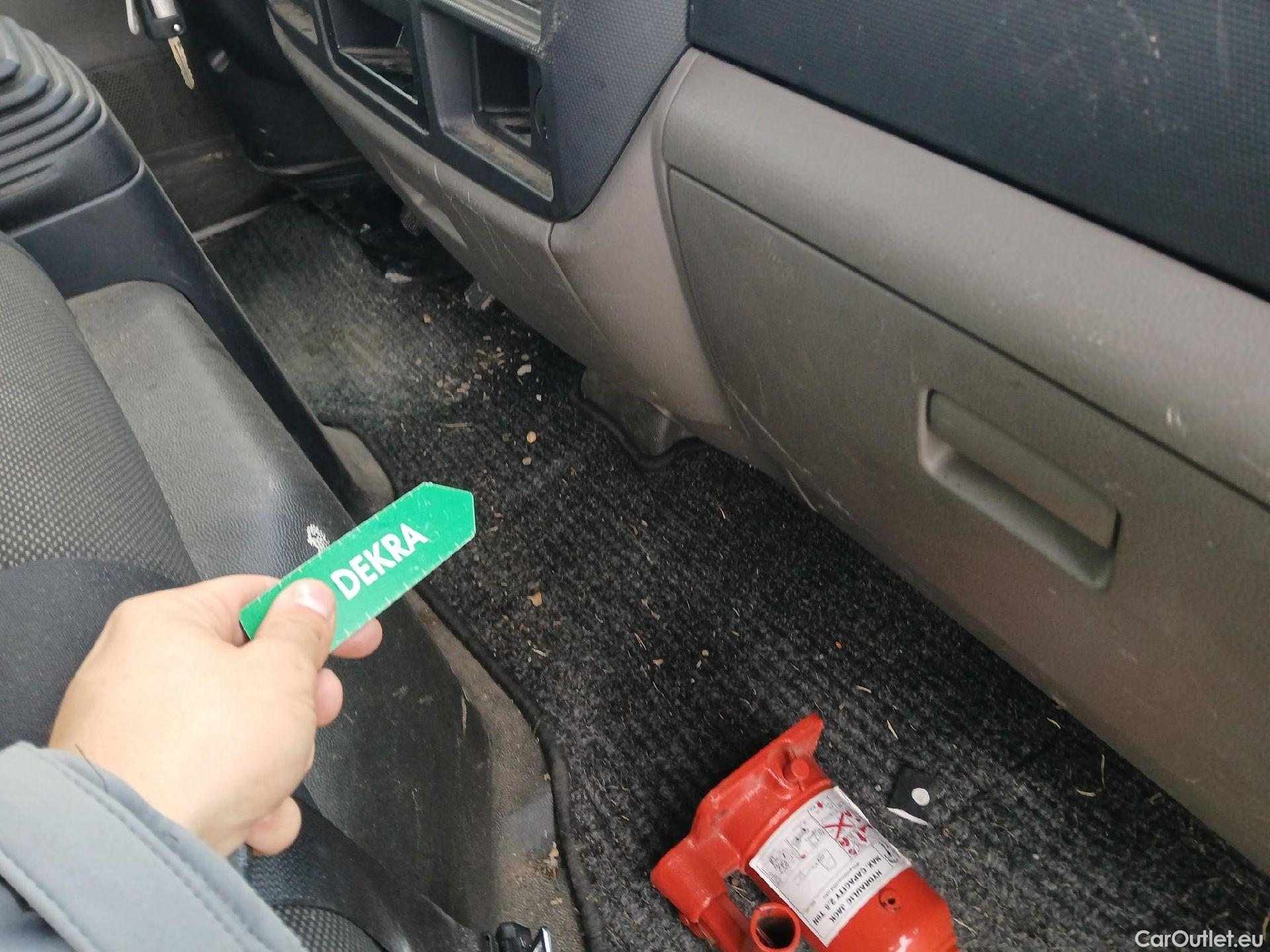  Nissan  NV400 NISSAN NT400 / 2014 / 2P / chasis cabina 35.13/3 Comfort Cabina Abatible Larga #3