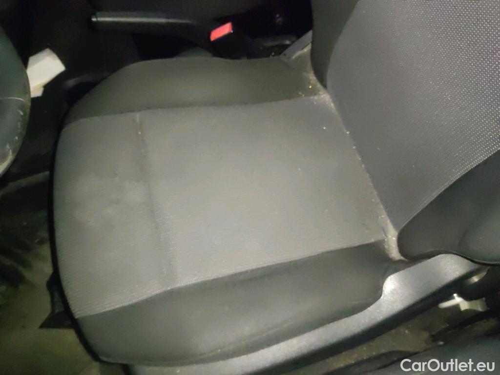  Peugeot  Partner PEUGEOT  / 2018 / 3P / furgón derivado de turismo Pro Standard 600kg BlueHDi 73kW (AC) #9