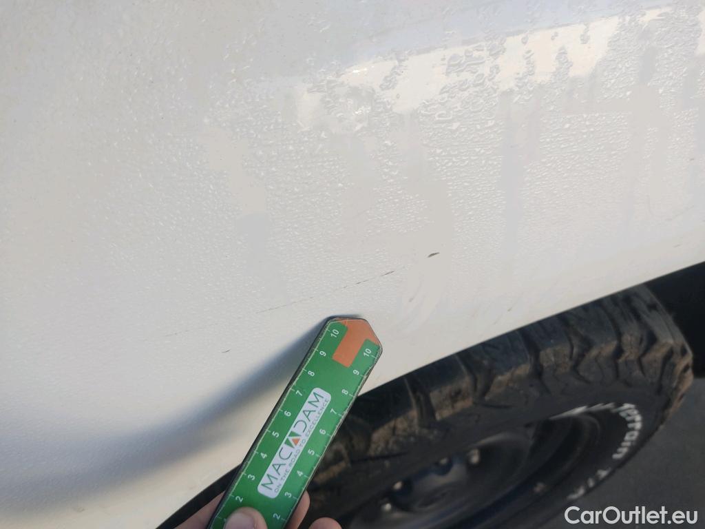  Toyota  Hilux TOYOTA  VU 4p 7G pickup 2.4 D-4D Cabina Doble GX 4x4 #32