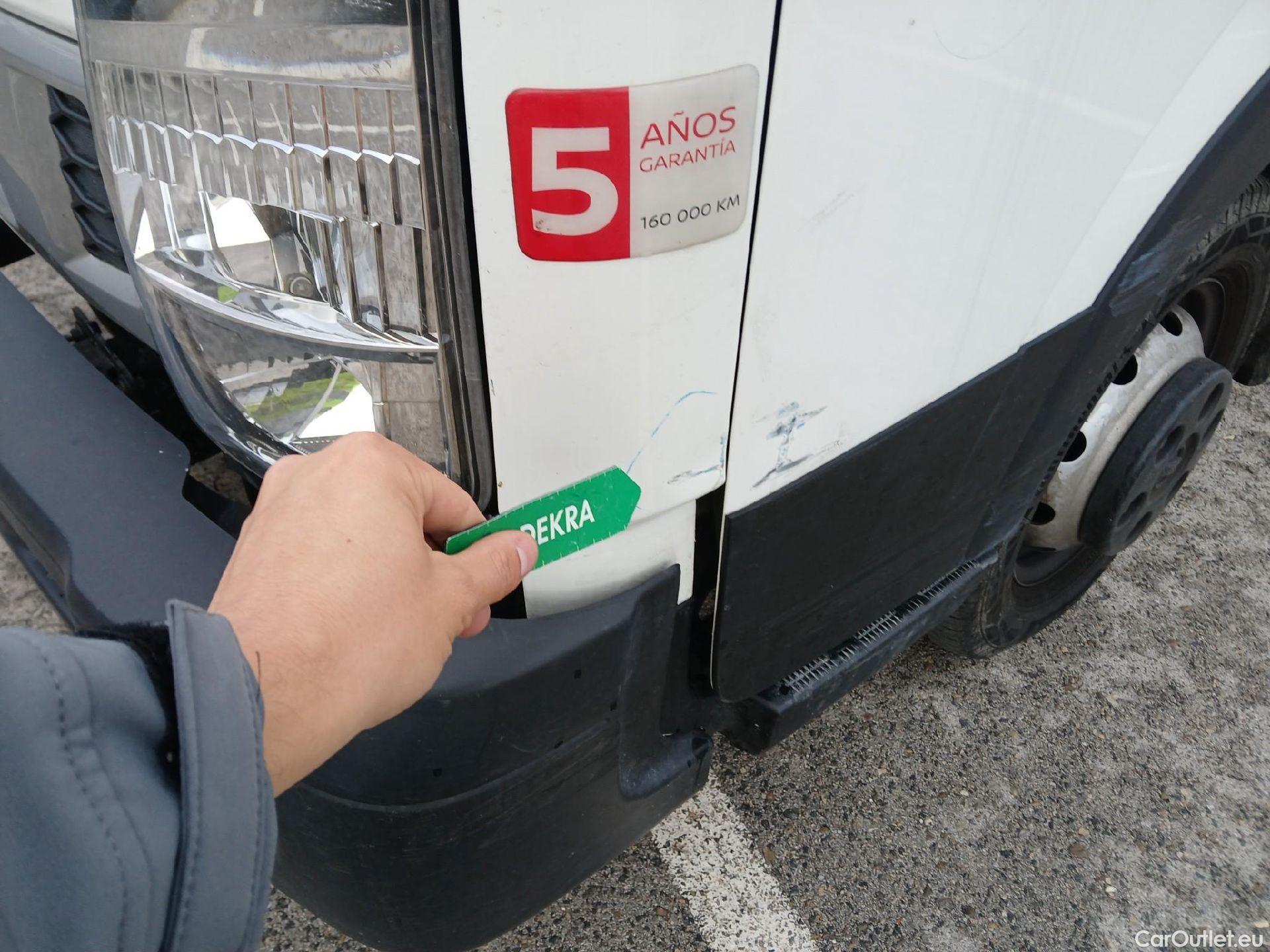  Nissan  NV400 NISSAN NT400 / 2014 / 2P / chasis cabina 35.13/3 Comfort Cabina Abatible Larga #17