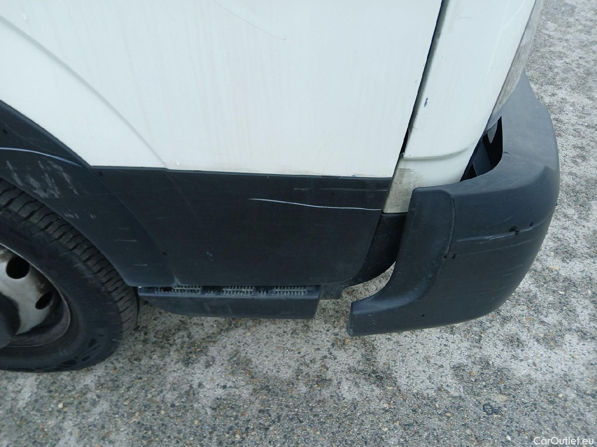  Nissan  NV400 NISSAN NT400 / 2014 / 2P / chasis cabina 35.13/3 Comfort Cabina Abatible Larga #38