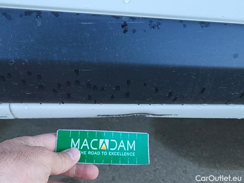  Opel  Vivaro OPEL  / 2019 / 4P / furgón 1.5 Diésel 74kW(100CV)M Std Exp #18