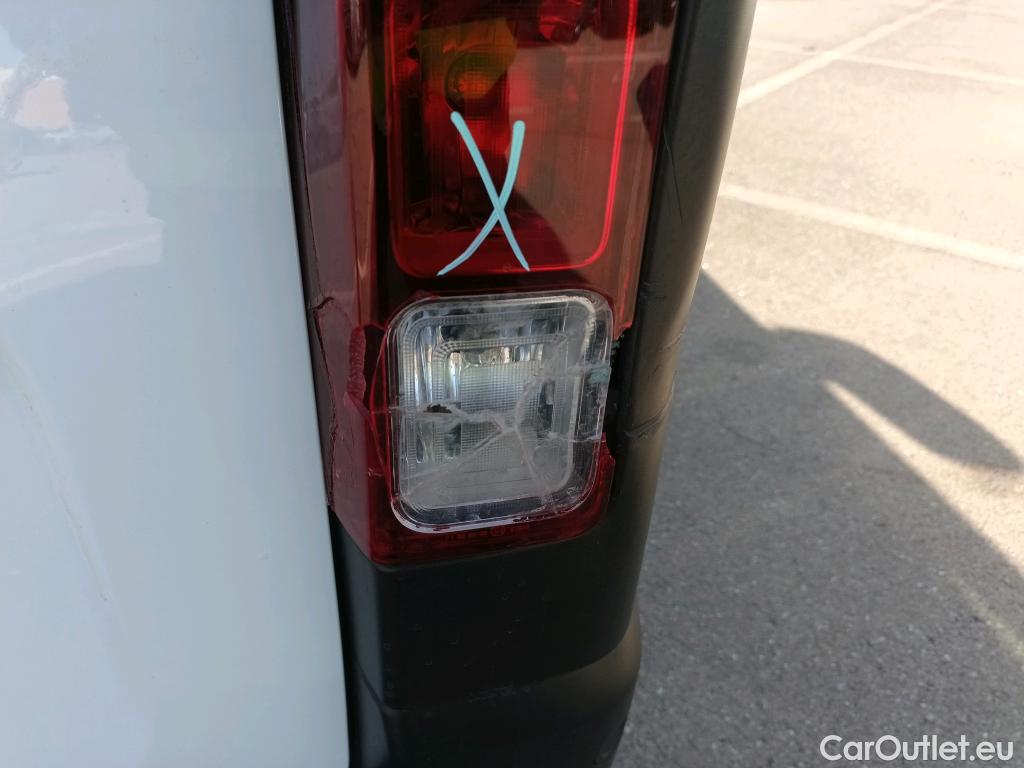  Renault  Trafic  III Furgón L1H1 2 7t Komfort 1.6 dCi 120CV MT6 E5 #8