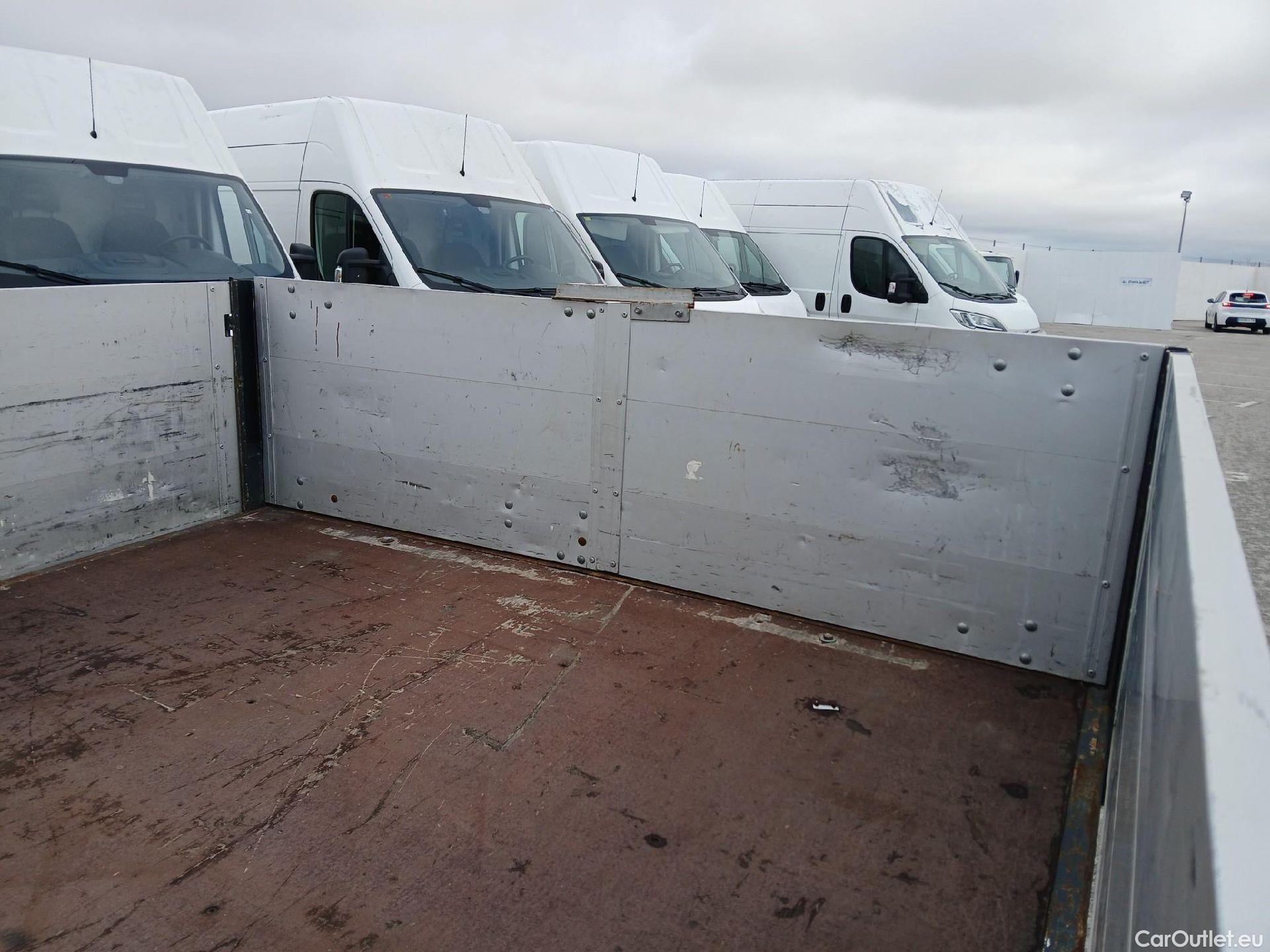  Nissan  NV400 NISSAN NT400 / 2014 / 2P / chasis cabina 35.13/3 Comfort Cabina Abatible Larga #26