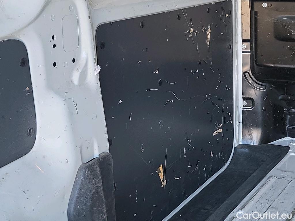  Opel  Vivaro OPEL  / 2019 / 4P / furgón 1.5 Diésel 74kW(100CV)M Std Exp #2