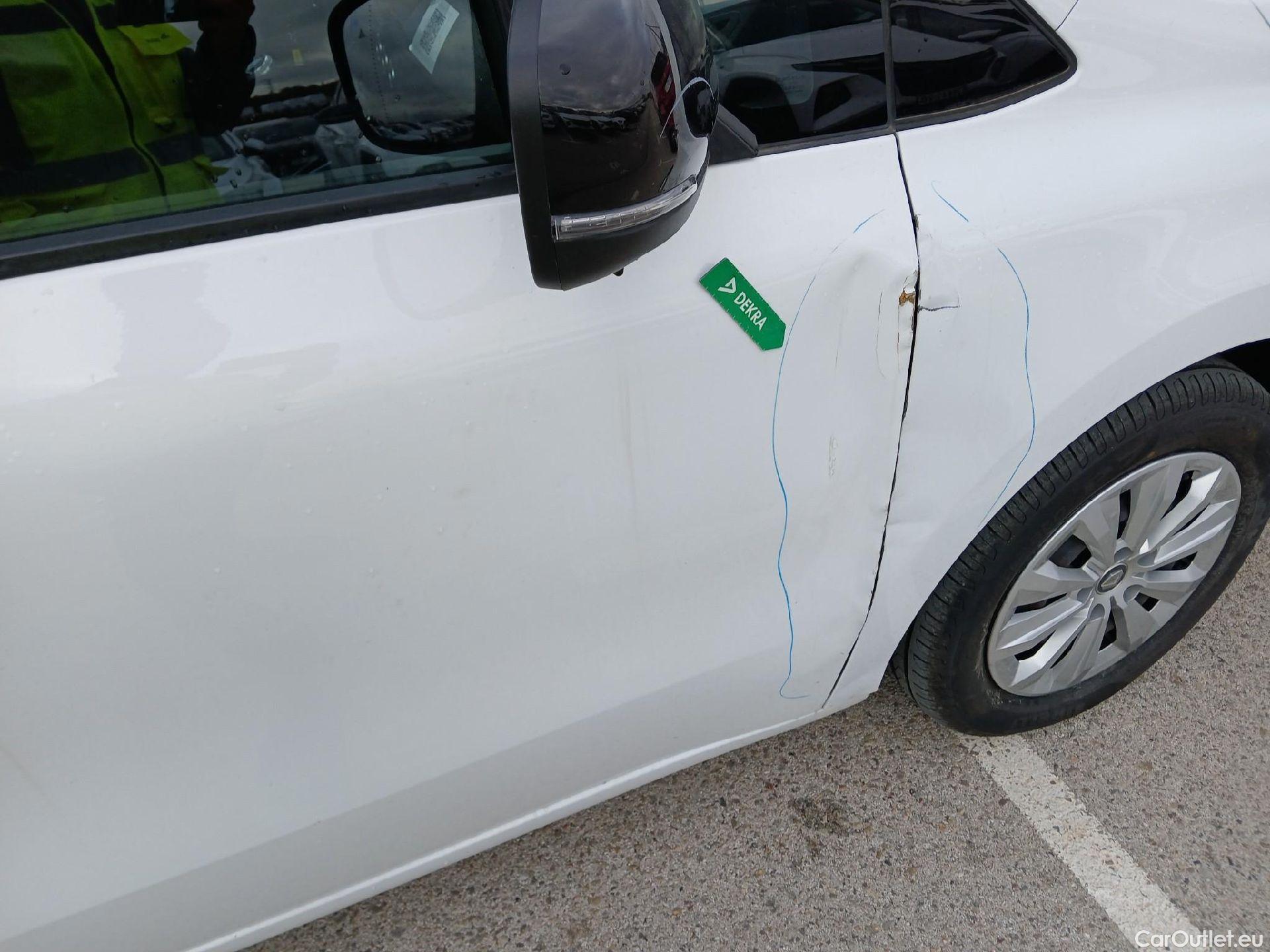  Renault  Kangoo RENAULT  Combi / 2021 / 5P / combi Life Edition One 1.5 Blue dCi 70kW(95CV) (IND)(AC) #24