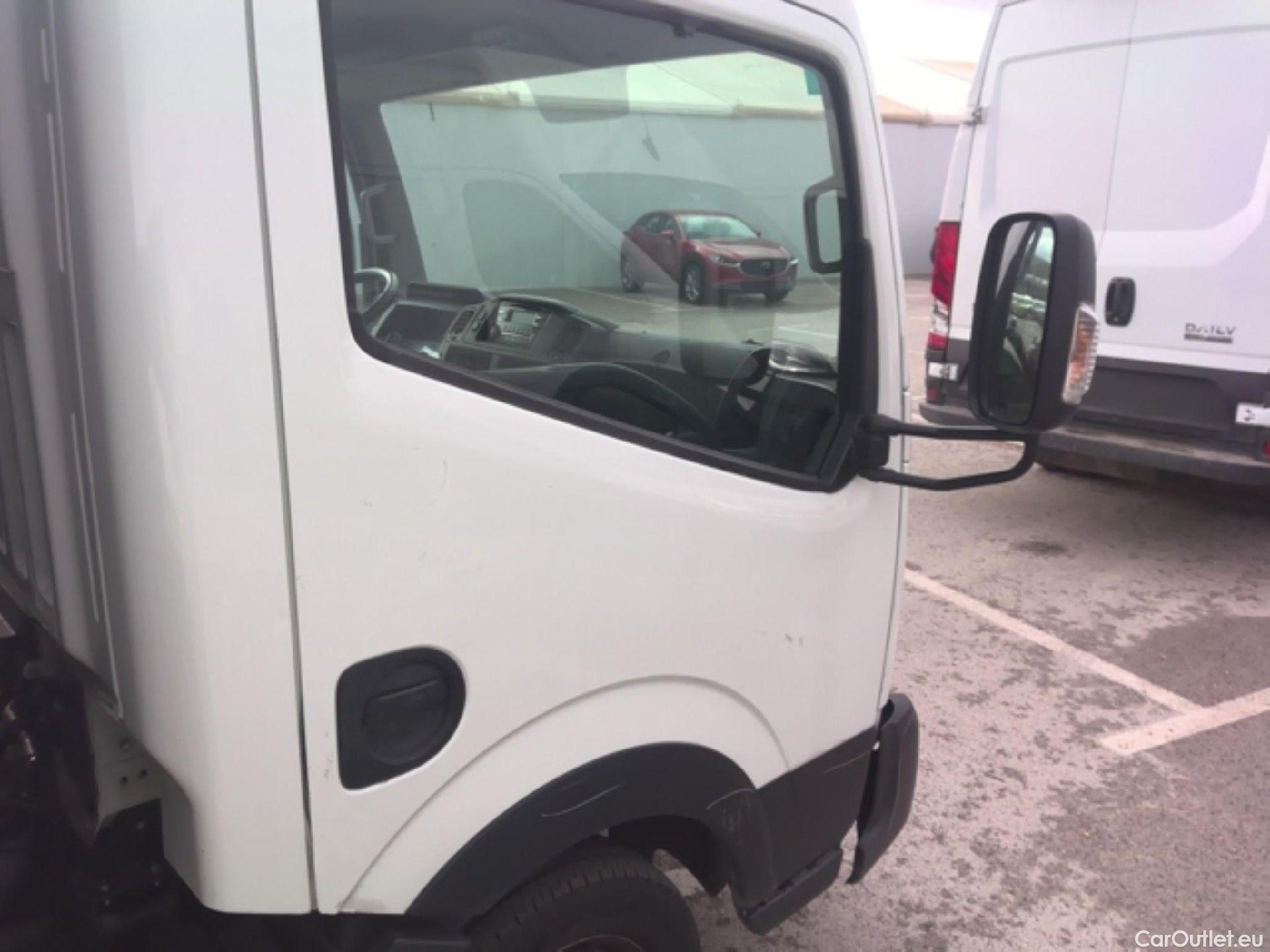  Nissan  NV400 NISSAN NT400 / 2014 / 2P / chasis cabina 35.13/3 Comfort Cabina Abatible Larga #46