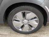  Hyundai  Konna Hyundai KONA Premium Electric 64 kWh 5d #28