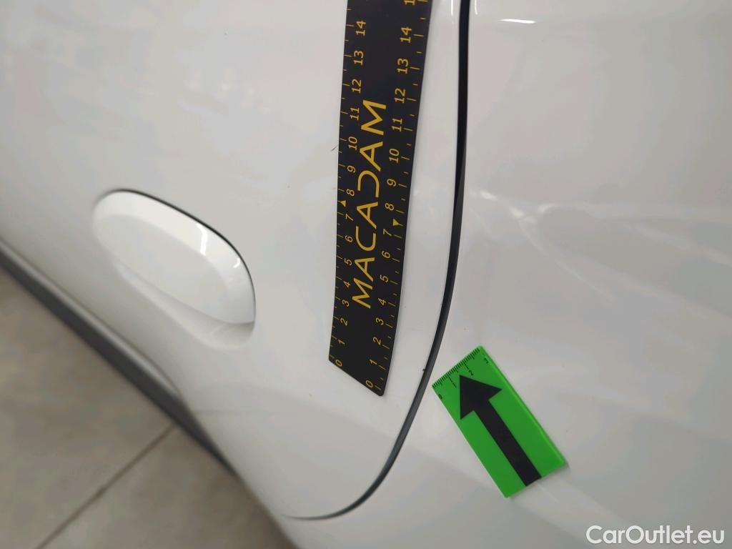  Dacia  Duster 1.5 Blue dCi 115CP Comfort 4WD #32