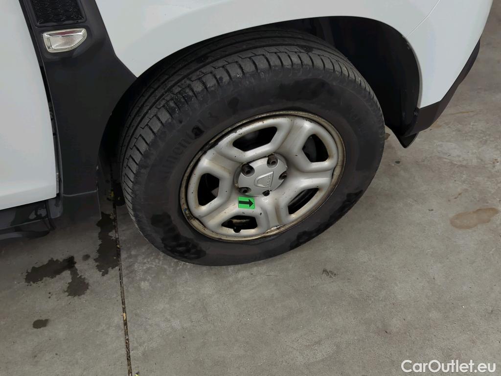  Dacia  Duster 1.5 Blue dCi 115CP Comfort 4WD #21