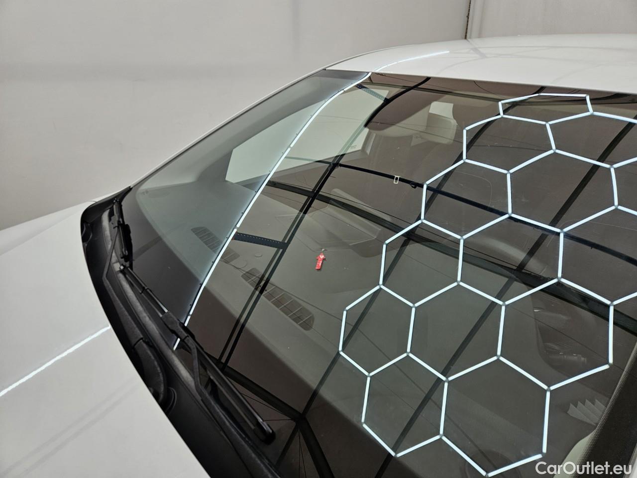  Dacia  Logan 1.0 TCe 90CP Comfort MT6 #8