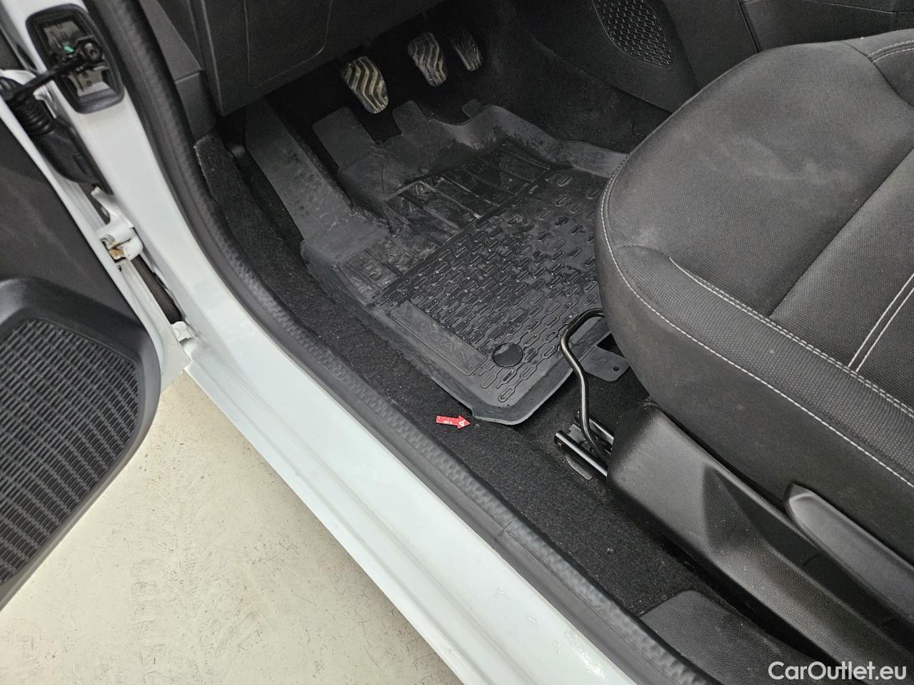  Dacia  Logan 1.0 TCe 90CP Comfort MT6 #28