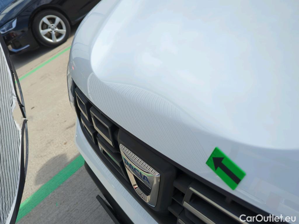  Dacia  Duster 1.5 Blue dCi 115CP Comfort 4WD #22