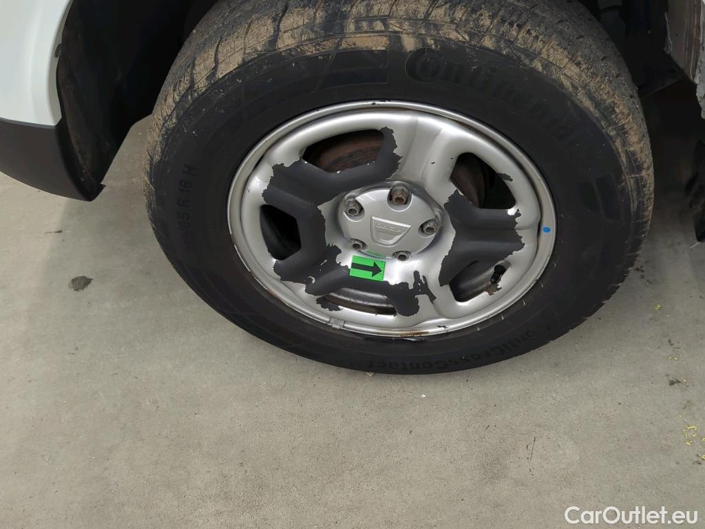  Dacia  Duster 1.5 Blue dCi 115CP Comfort 4WD #15