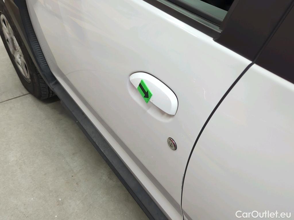  Dacia  Duster 1.5 Blue dCi 115CP Comfort 4WD #19