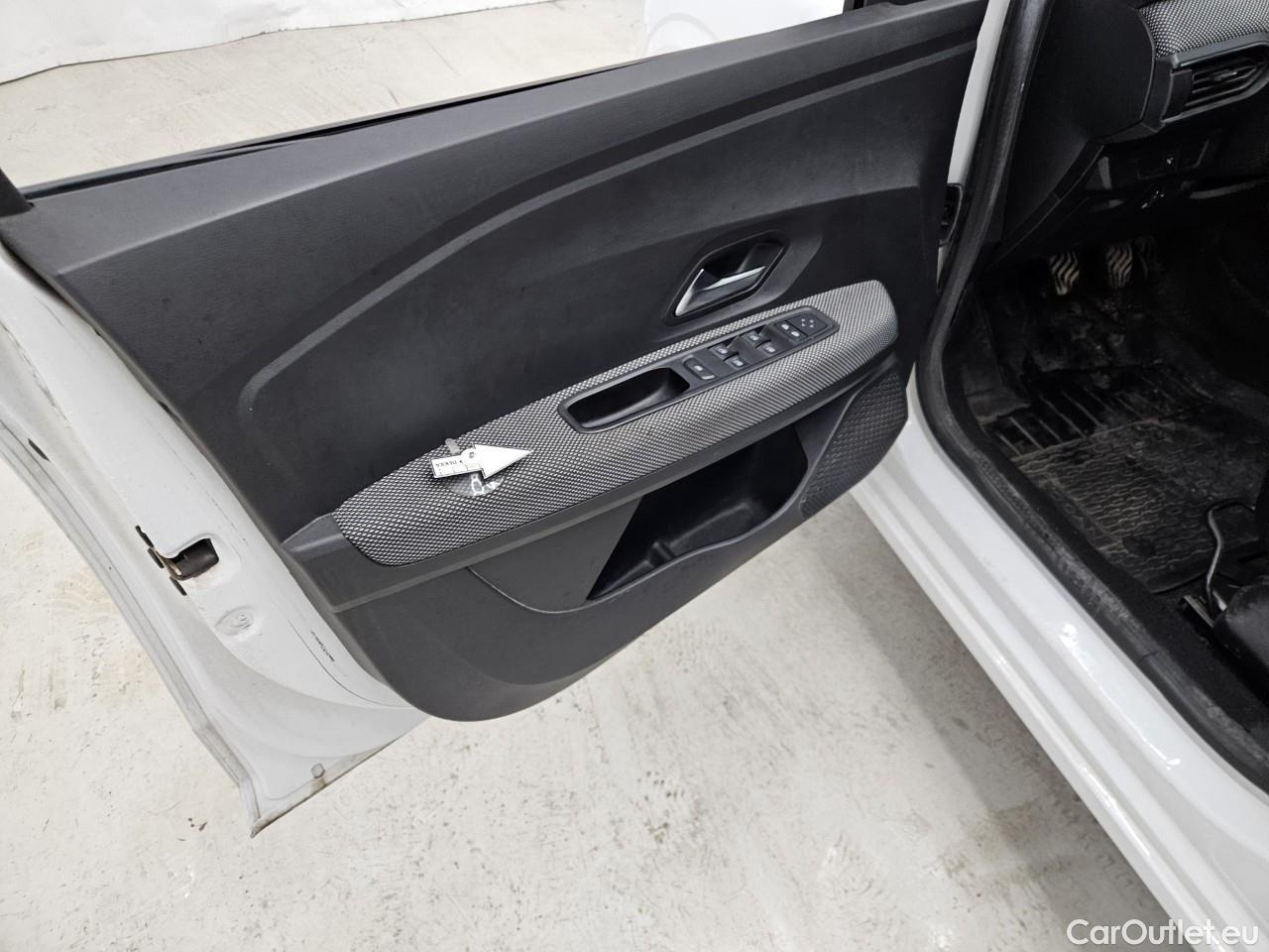  Dacia  Logan 1.0 TCe 90CP Comfort MT6 #10