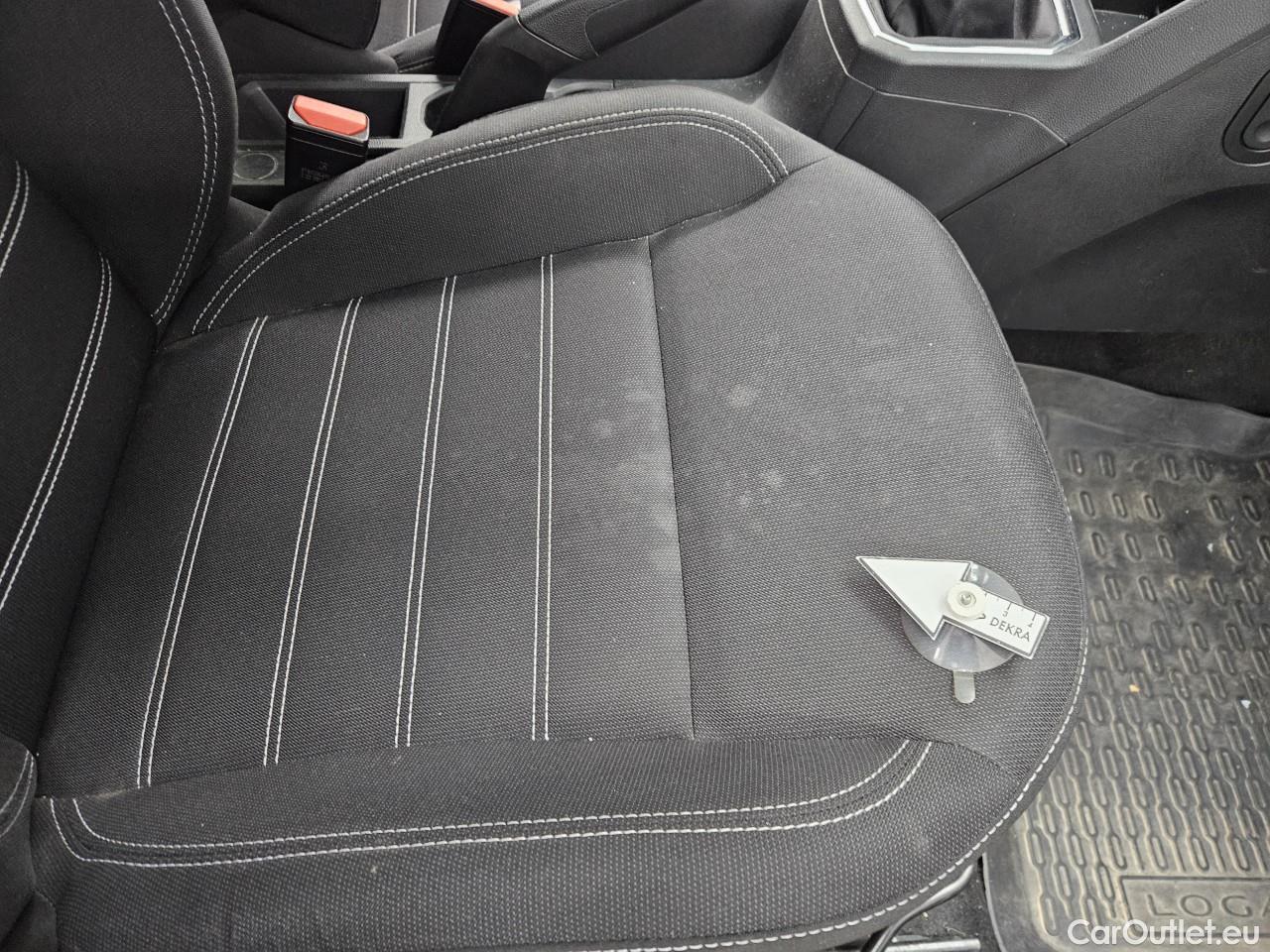  Dacia  Logan 1.0 TCe 90CP Comfort MT6 #17