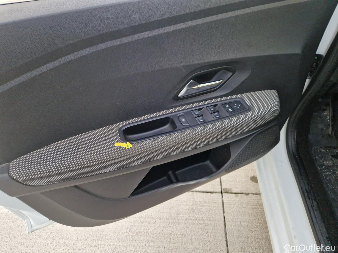  Dacia  Logan 1.0 TCe 90CP Comfort MT6 #32