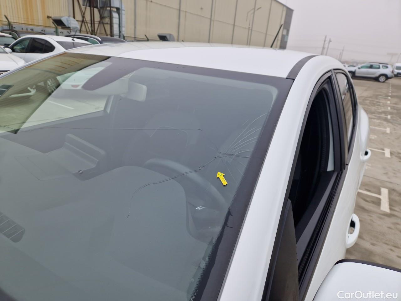  Dacia  Logan 1.0 TCe 90CP Comfort MT6 #10