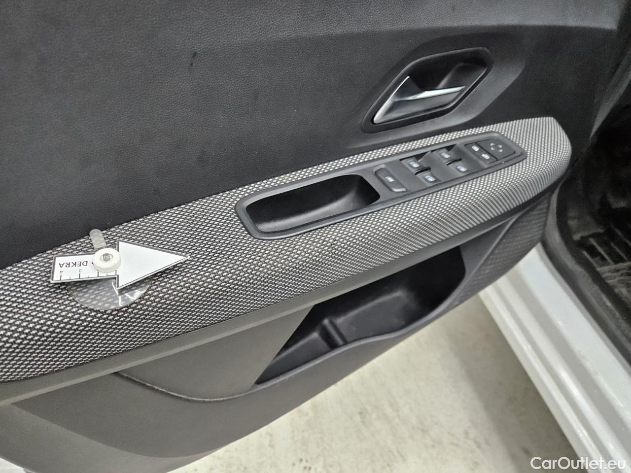  Dacia  Logan 1.0 TCe 90CP Comfort MT6 #9