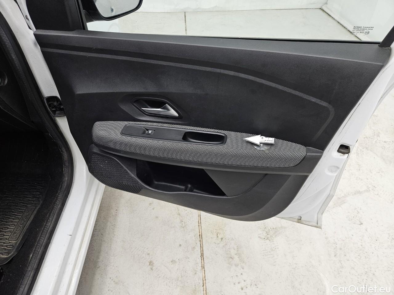  Dacia  Logan 1.0 TCe 90CP Comfort MT6 #15