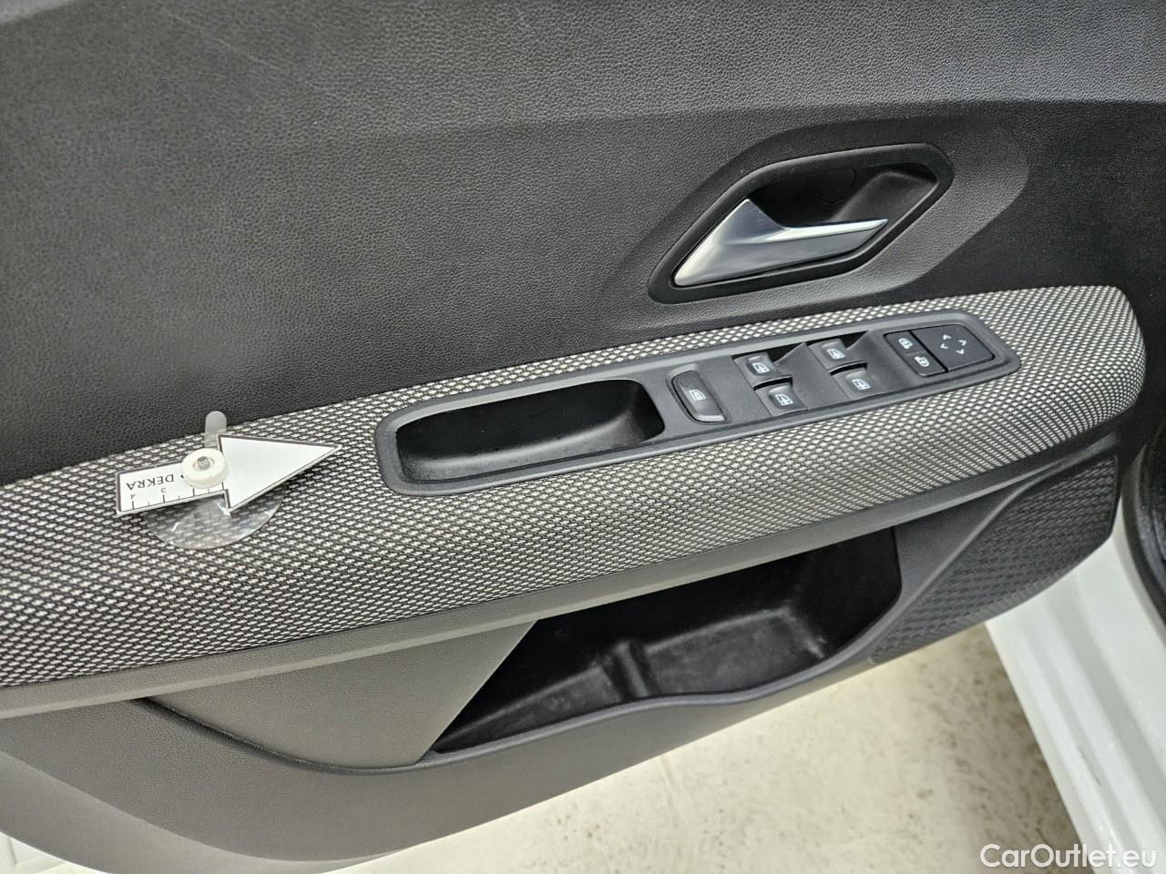  Dacia  Logan 1.0 TCe 90CP Comfort MT6 #35