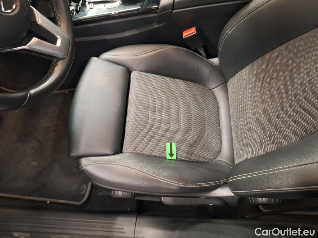  Mercedes  A-Klasse A 180 DCT #33