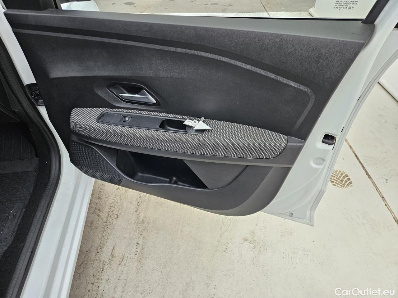  Dacia  Logan 1.0 TCe 90CP Comfort MT6 #39