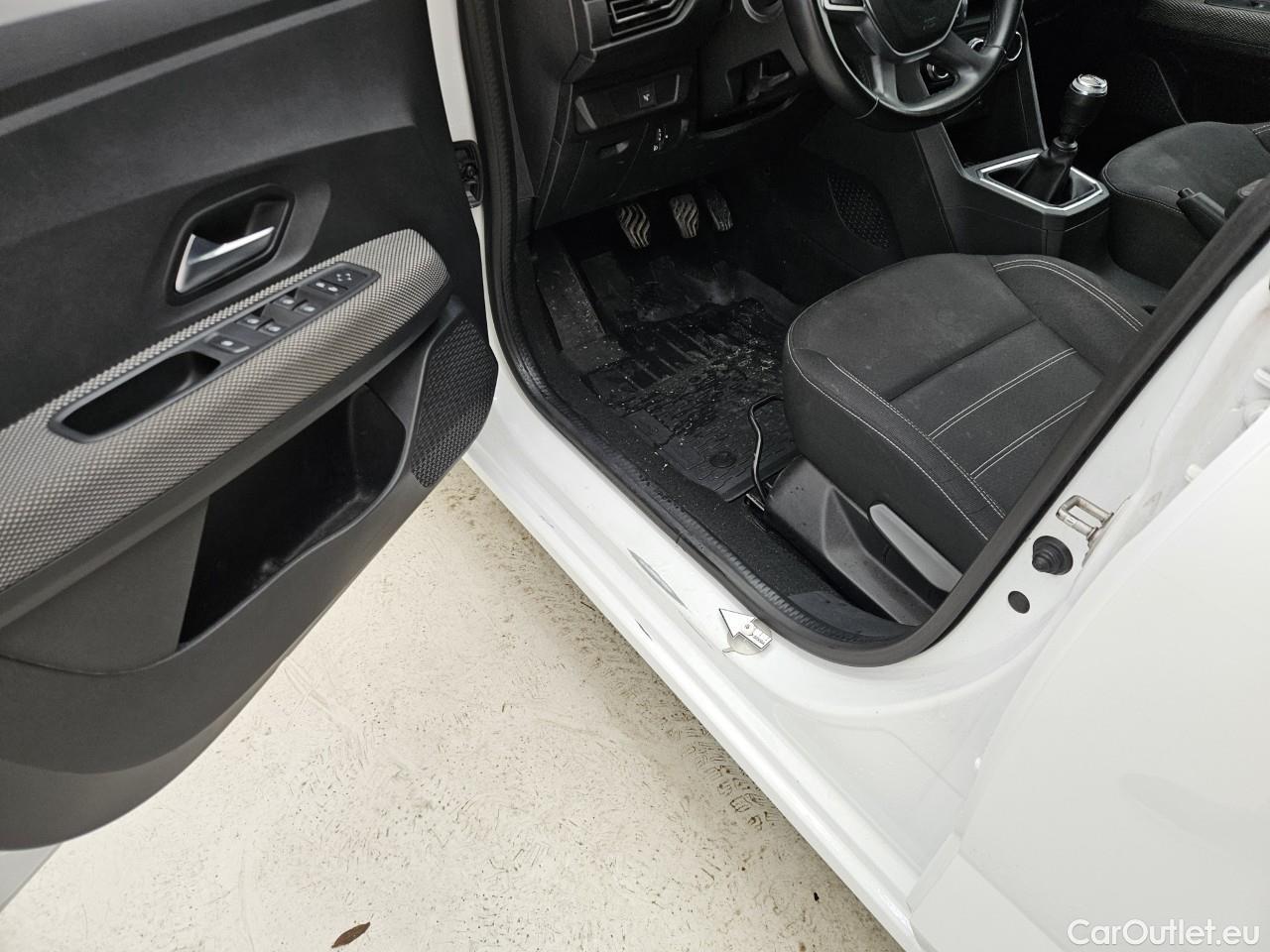  Dacia  Logan 1.0 TCe 90CP Comfort MT6 #2