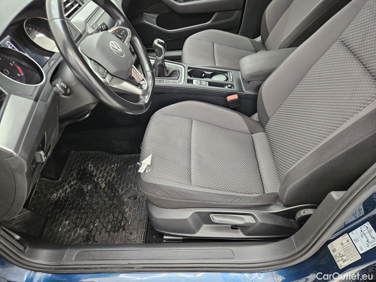  Volkswagen  Passat Trendline 2.0 TDI 150 CP #29