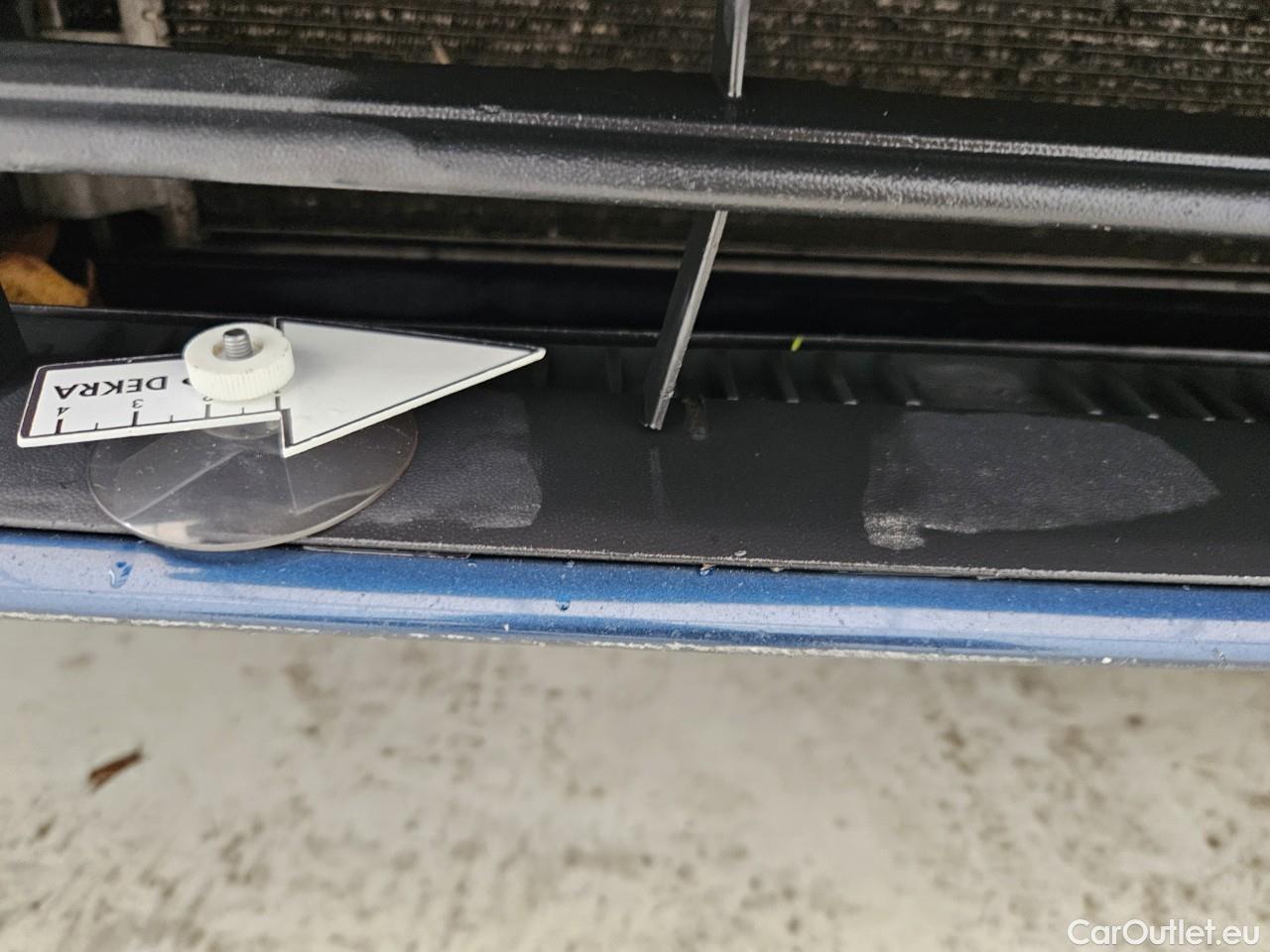  Volkswagen  Passat Trendline 2.0 TDI 150 CP #7