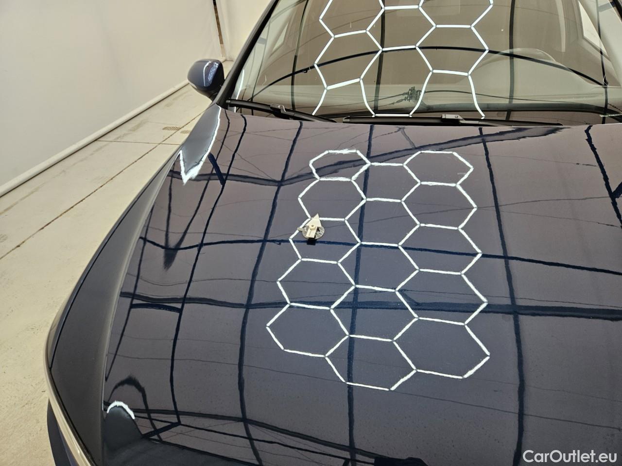  Volkswagen  Passat Trendline 2.0 TDI 150 CP #14