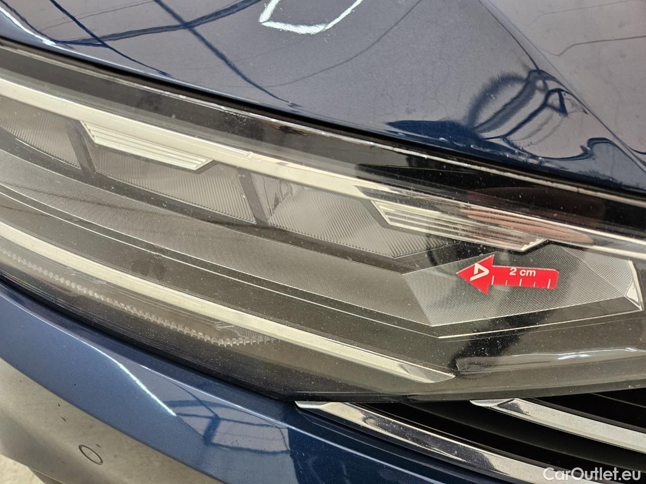  Volkswagen  Passat Trendline 2.0 TDI 150 CP #11