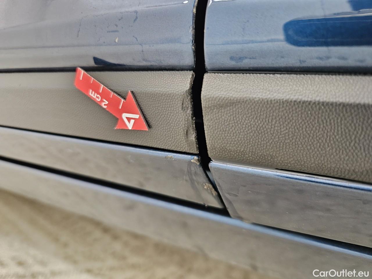  Volkswagen  Passat Trendline 2.0 TDI 150 CP #2