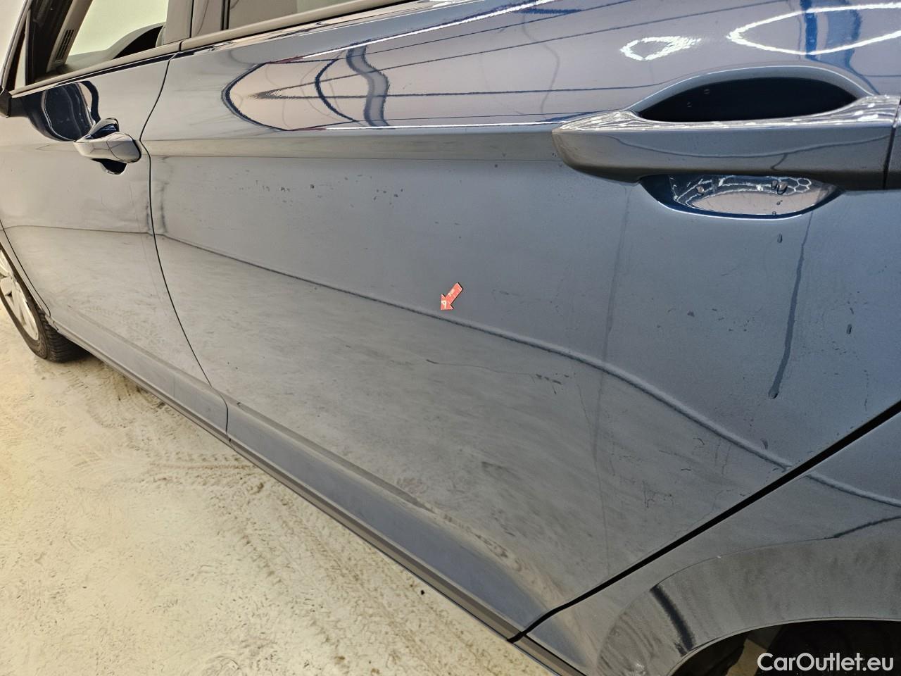  Volkswagen  Passat Trendline 2.0 TDI 150 CP #26