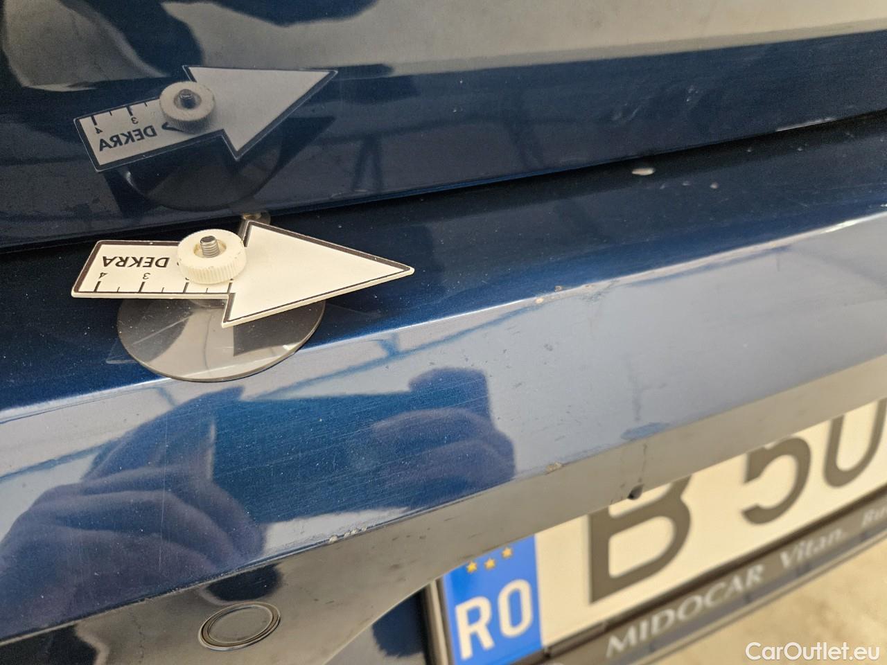  Volkswagen  Passat Trendline 2.0 TDI 150 CP #23