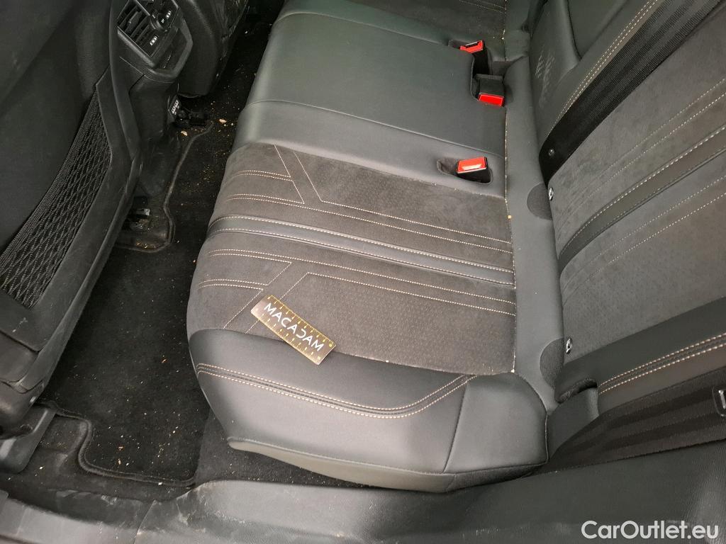  Peugeot  3008 PEUGEOT  / 2020 / 5P / SUV PureTech 130 S&S EAT8 GT #43