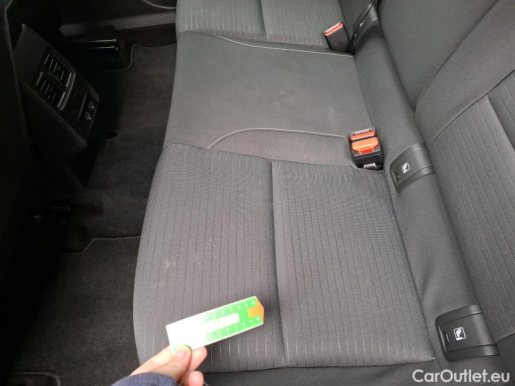  Renault  Arkana RENAULT  / 2021 / 5P / SUV Evolution mild hybrid 140 EDC -22 #13