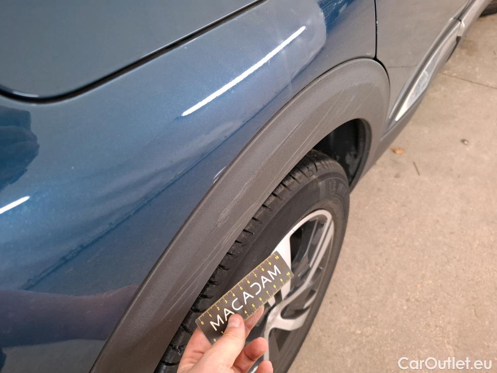  Peugeot  3008 PEUGEOT  / 2020 / 5P / SUV PureTech 130 S&S EAT8 GT #47