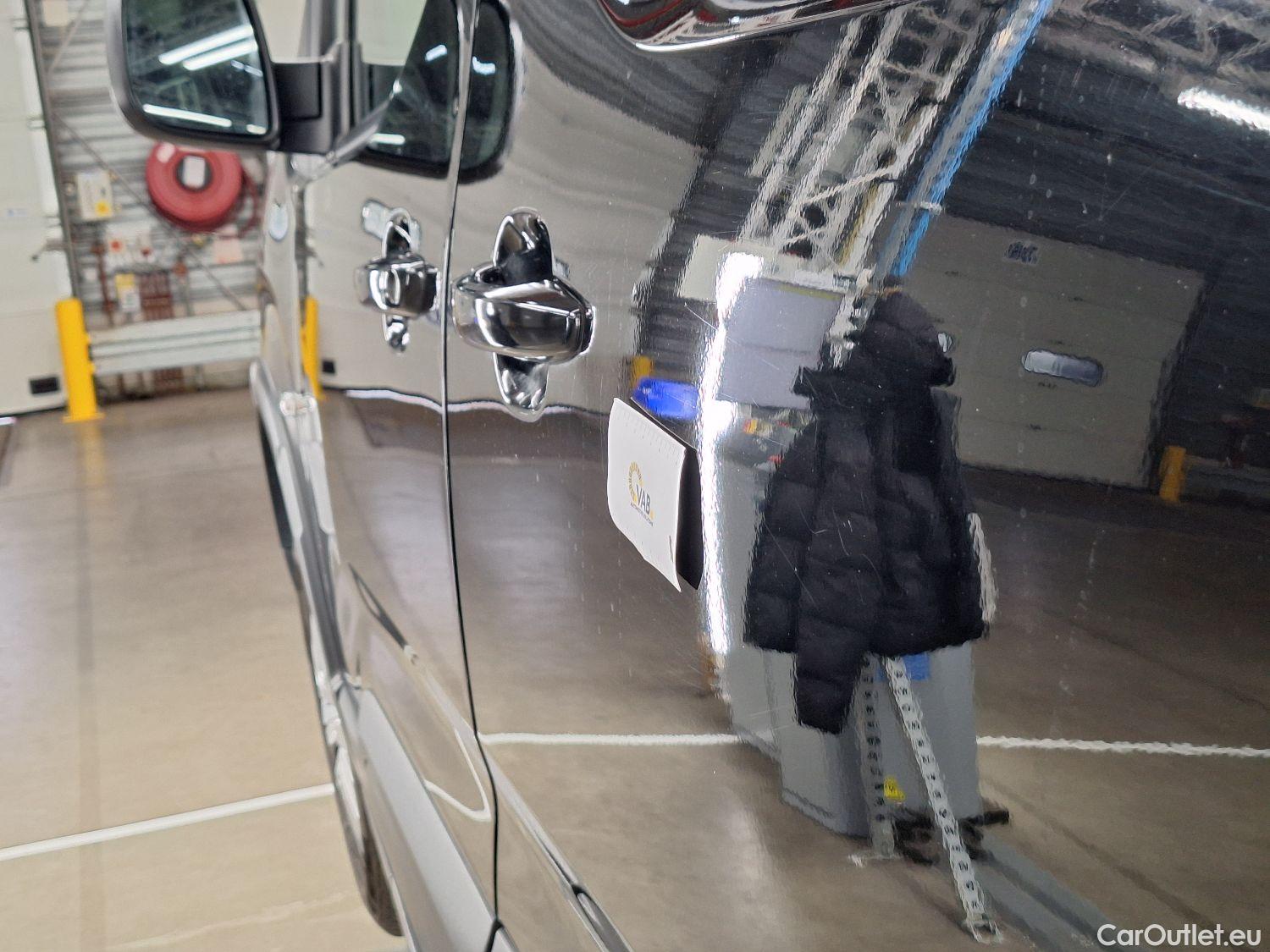  Peugeot  RIFTER Peugeot,  '18, Peugeot  1.2 PureTech 110 S/S Active Long 5d 7pl #17