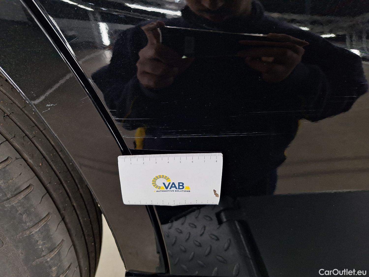  Mercedes  A-Klasse Mercedes, A-Class Berline '18, Mercedes-Benz  Limousine A 180d Business S #10