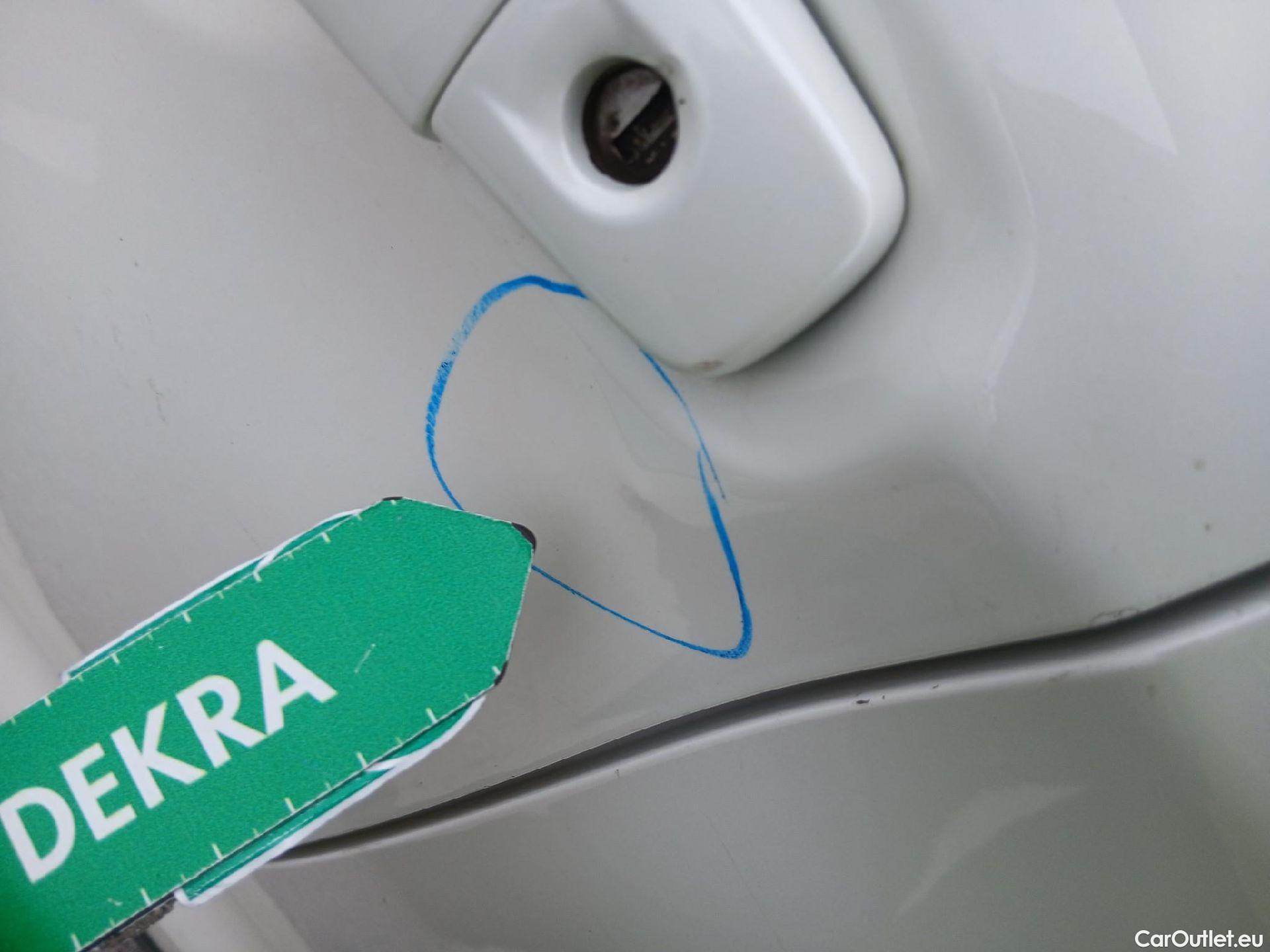  Nissan  Qashqai NISSAN  / 2017 / 5P / todoterreno dCi 85 kW (115 CV) E6D ACENTA #25