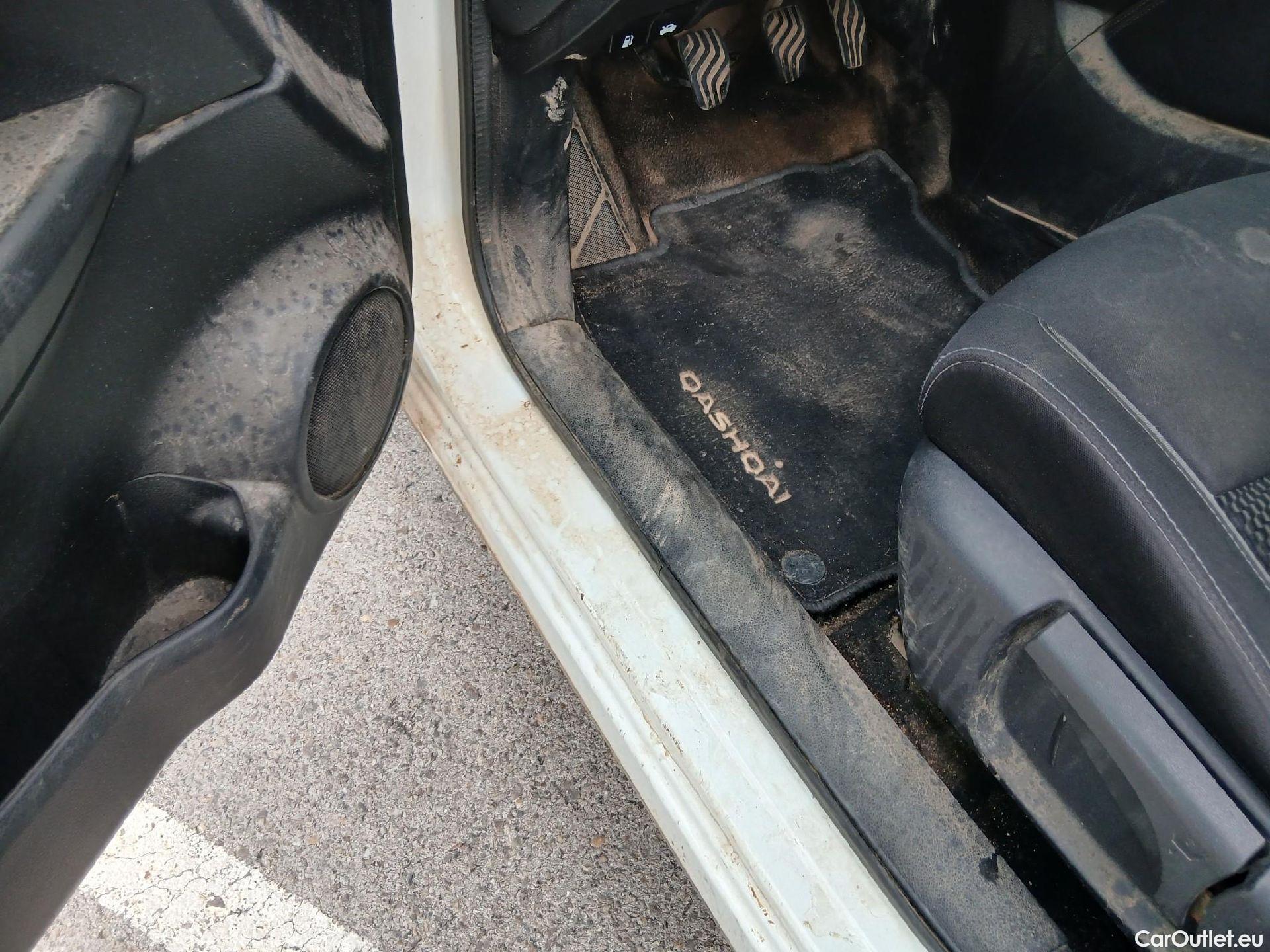  Nissan  Qashqai NISSAN  / 2017 / 5P / todoterreno dCi 85 kW (115 CV) E6D ACENTA #42