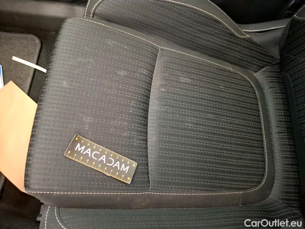  Renault  Megane  IV Berline 5pt. Business 1.5 dCi 115CV BVA7 E6dT #24