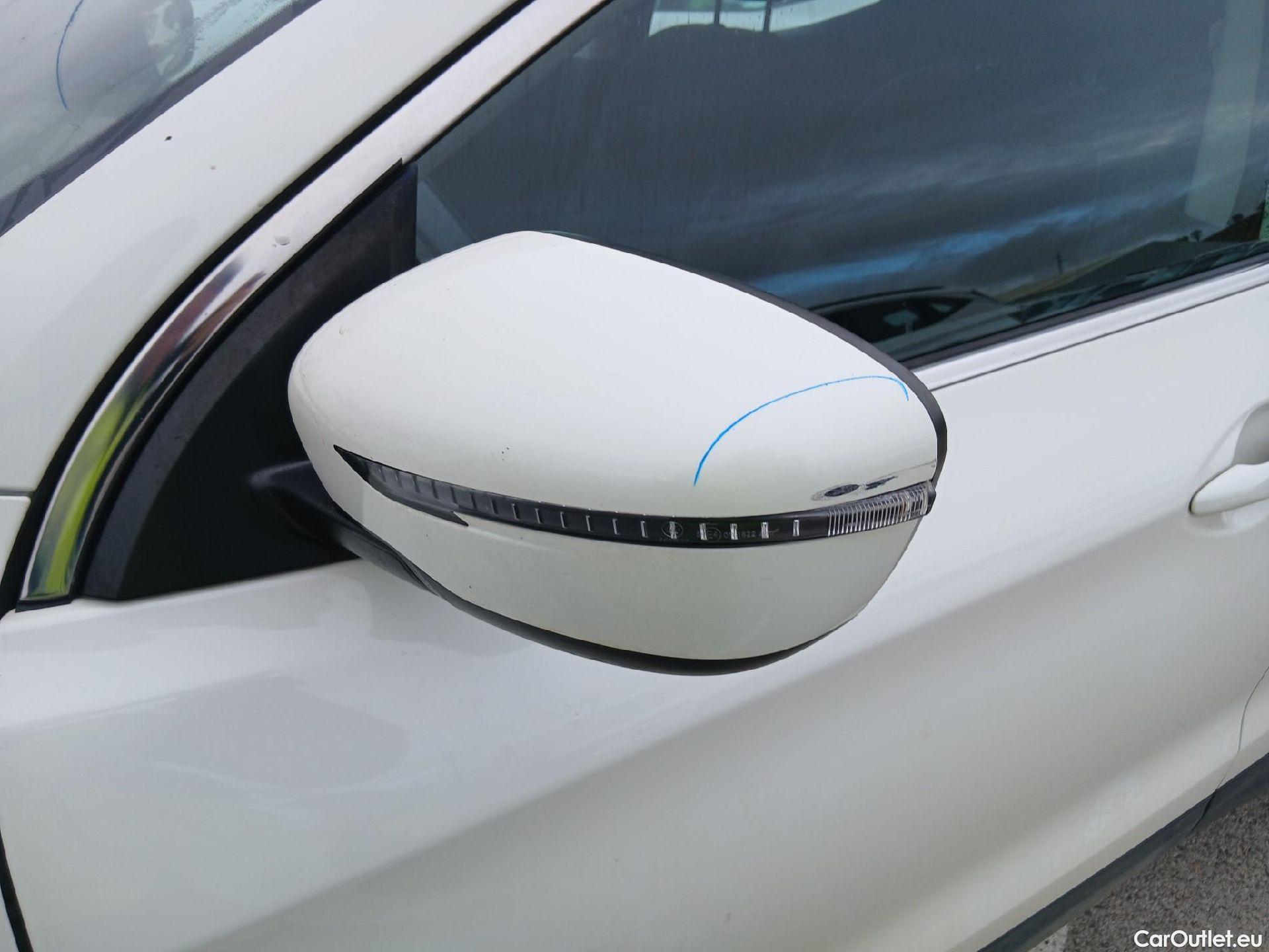  Nissan  Qashqai NISSAN  / 2017 / 5P / todoterreno dCi 85 kW (115 CV) E6D ACENTA #23