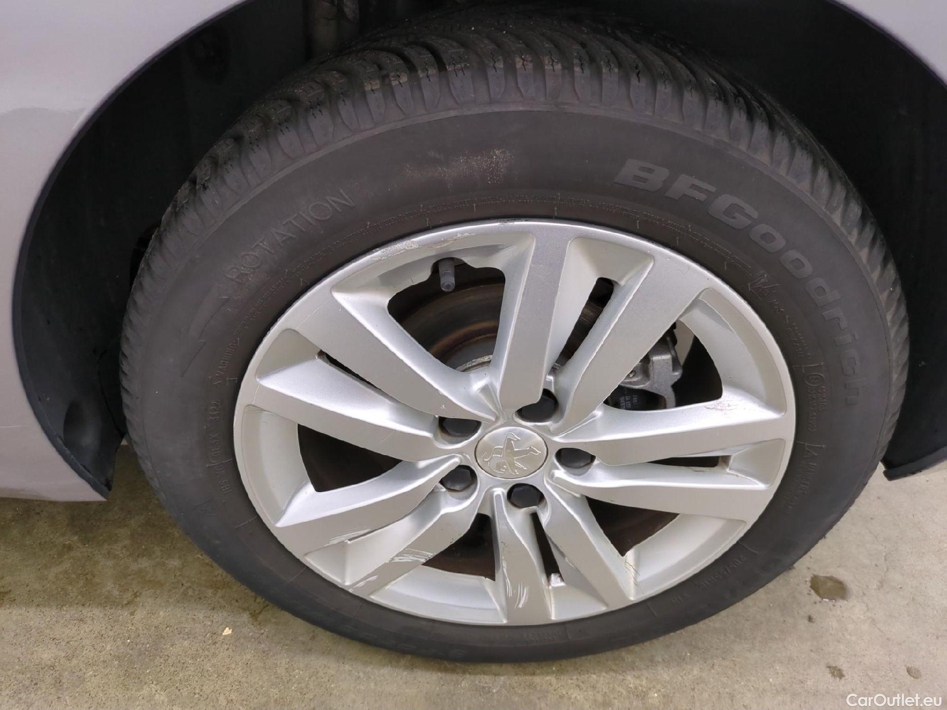  Peugeot  308  Active Business 1.5 HDI 100CV BVM6 E6dT #50