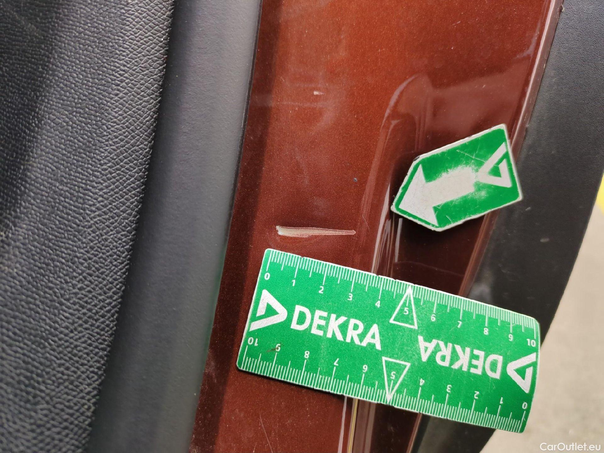  Peugeot  5008  Allure Pack 1.5 HDi 130CV BVA8 7 Sieges E6d #29