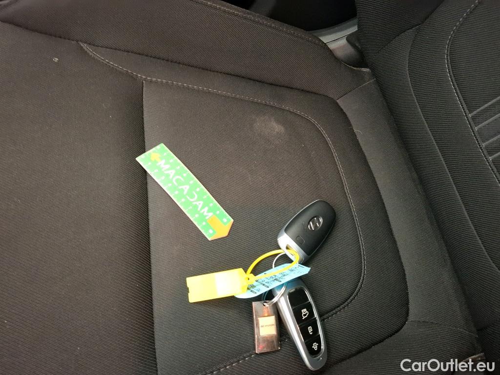  Hyundai  Tucson HYUNDAI  / 2020 / 5P / SUV 1.6 CRDI 136 DCT-7 HYBRID 48V CREATIVE #8