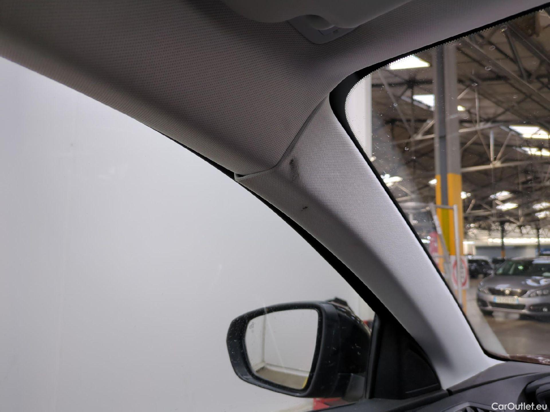  Peugeot  5008  Allure Pack 1.5 HDi 130CV BVA8 7 Sieges E6d #40